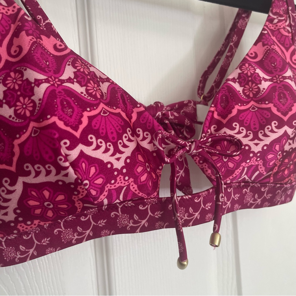 Tigerlily Swim Keyhole Triangle Bikini Top Size L Pink Boho Print Tie Bow Girly — image 3 of 7